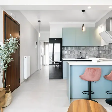 Manda Ray Seafront Endless Blue View *