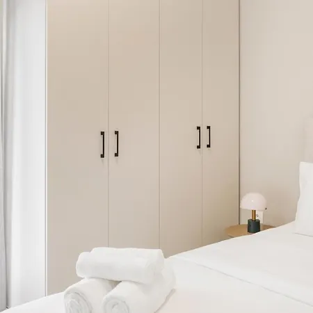 Manda Ray Seafront Endless Blue View Apartman *